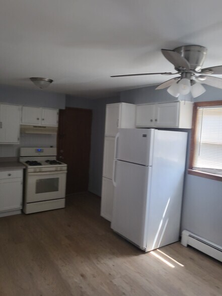 Building Photo - 15300 Martin Luther King Jr Dr