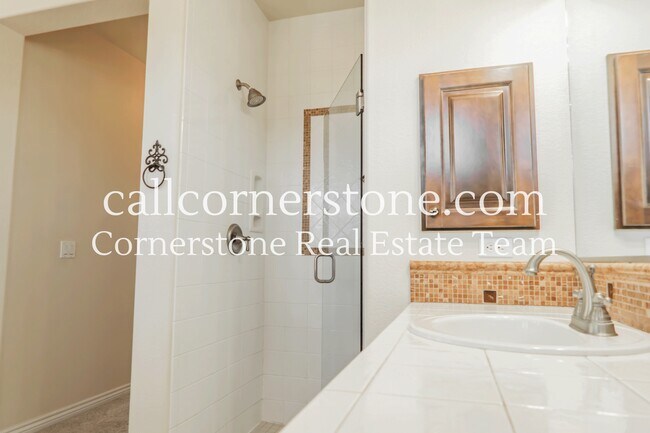 Building Photo - 13932 Sierra Star Ct