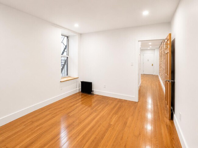 Floorplan - 175 Pinehurst Avenue