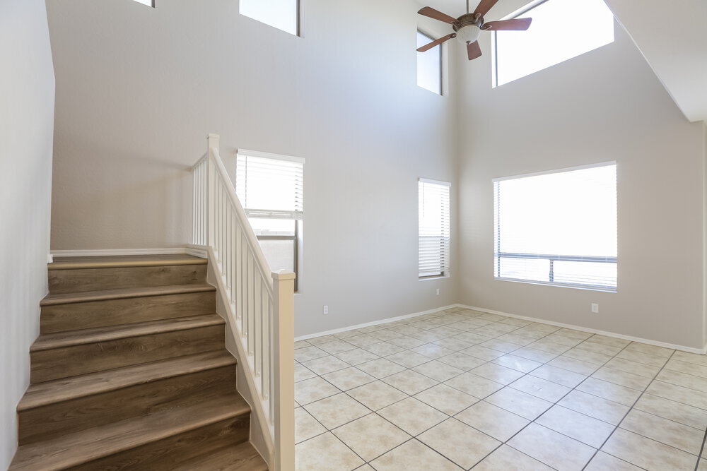 Building Photo - 11402 W Mohave St