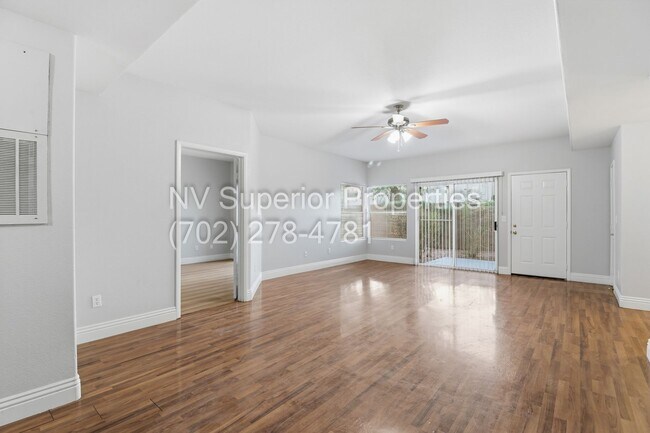 Building Photo - SW!!! 2 Bedroom Condo 1st Floor!! 2 Garage!! Gated!! Community Pool!! Fitness Room!! 2 Primary Be...