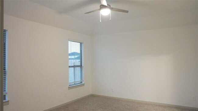 Building Photo - 29506 Red Rocks Pk Dr