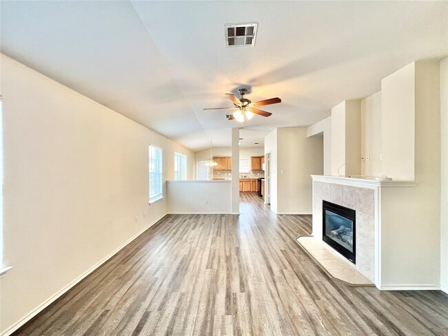 Building Photo - 2221 Pearson Way