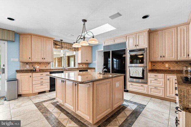 Building Photo - 4233 Buckskin Wood Dr