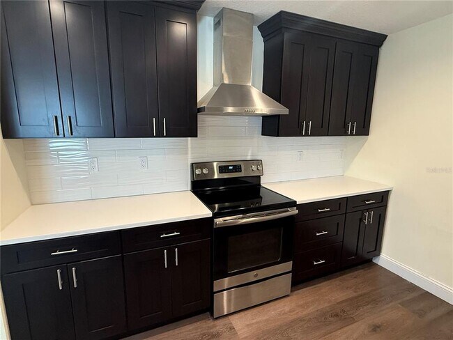 Building Photo - 514 Longfellow Ct