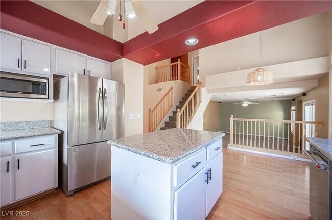 Building Photo - 10086 S Mesquite Fork Ct