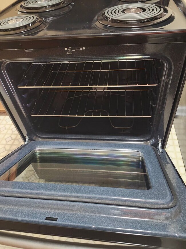 Building Photo - 301 Gaile Ave