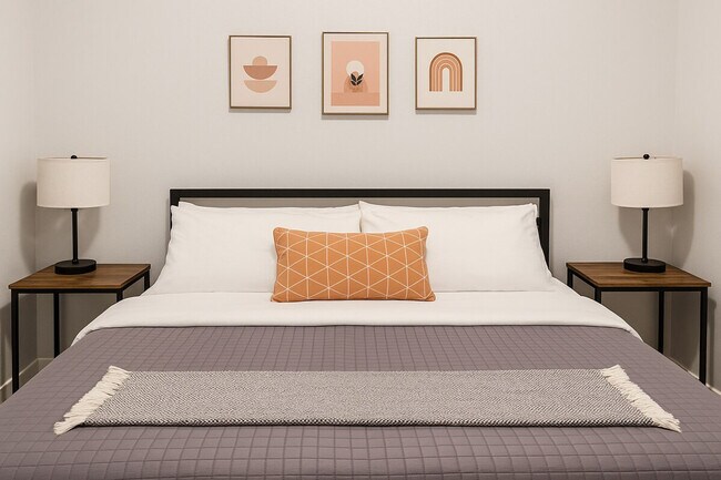 Building Photo - 2301 Ingersoll Ave