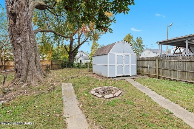 Building Photo - 1234 W Woodlawn Ave