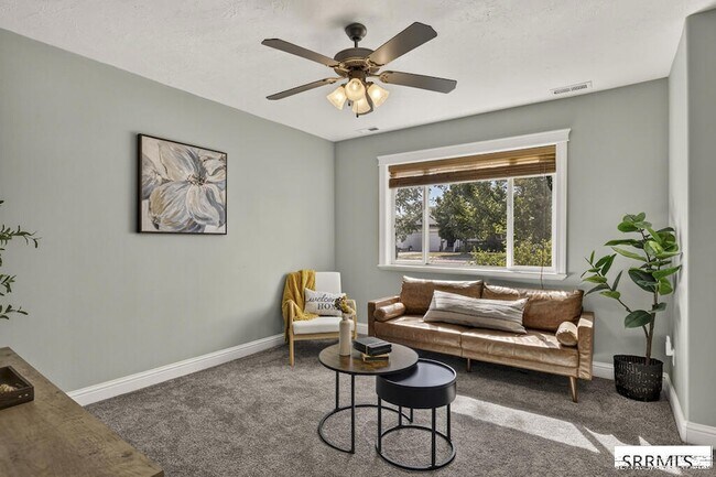 Building Photo - 1150 Hammerstone Dr