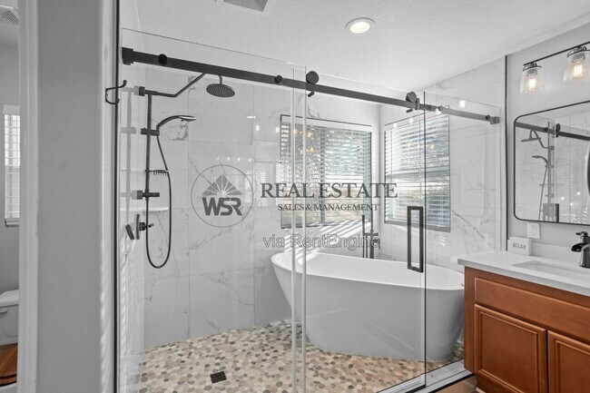 Building Photo - 16704 Fox Trot Ln