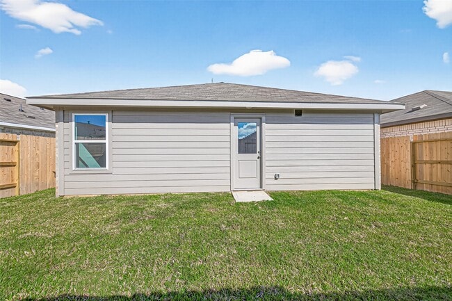 Building Photo - 26923 Dalmatian Bellflower Dr