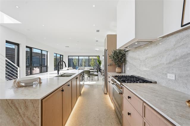 Building Photo - 6803 Tyree St