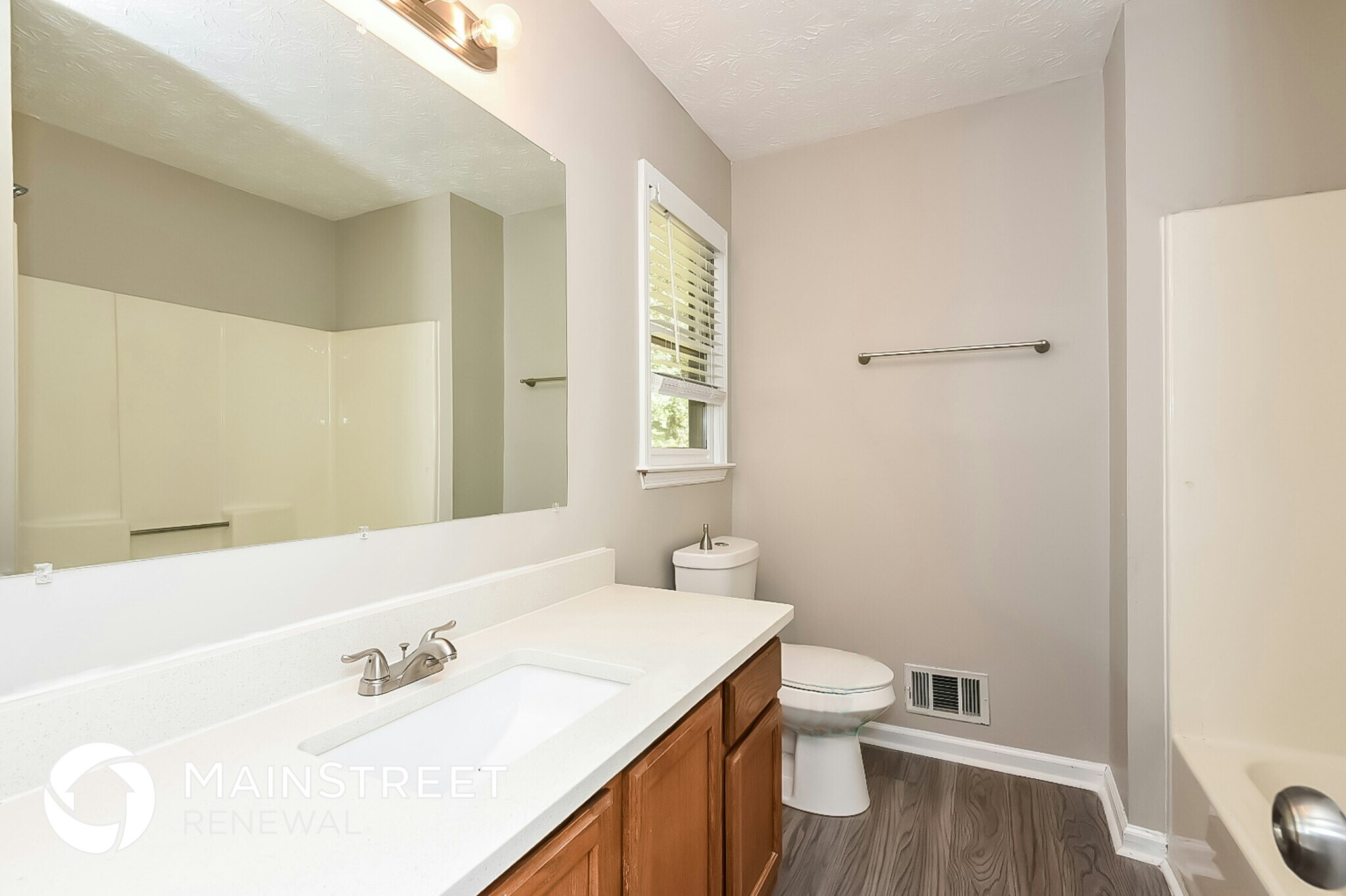 Building Photo - 2030 Whitebluff Way