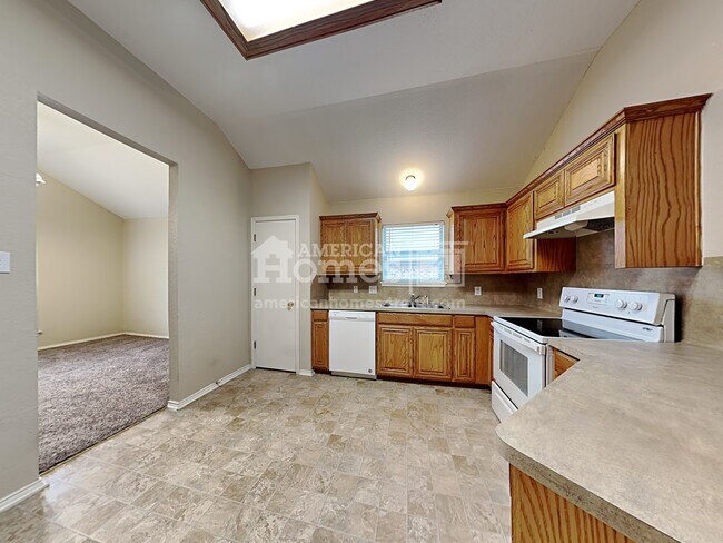 Building Photo - 6038 Mountain Meadow