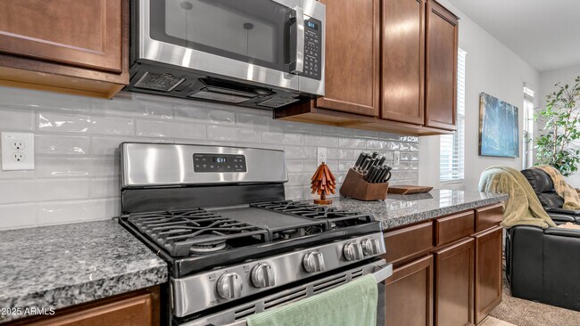 Building Photo - 16159 S 177th Dr