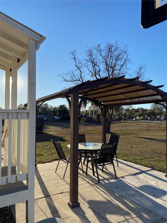 Building Photo - 14183 Pomona Ave