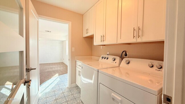 Building Photo - 3919 N 85th St