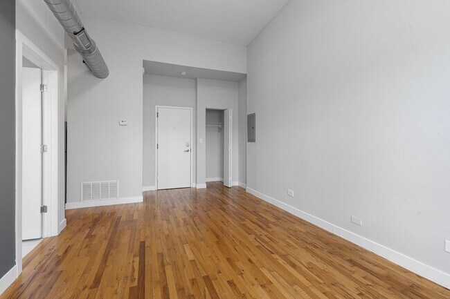 Interior Photo - The Greenview