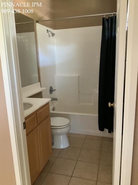 Building Photo - 11323 Lakeport Dr