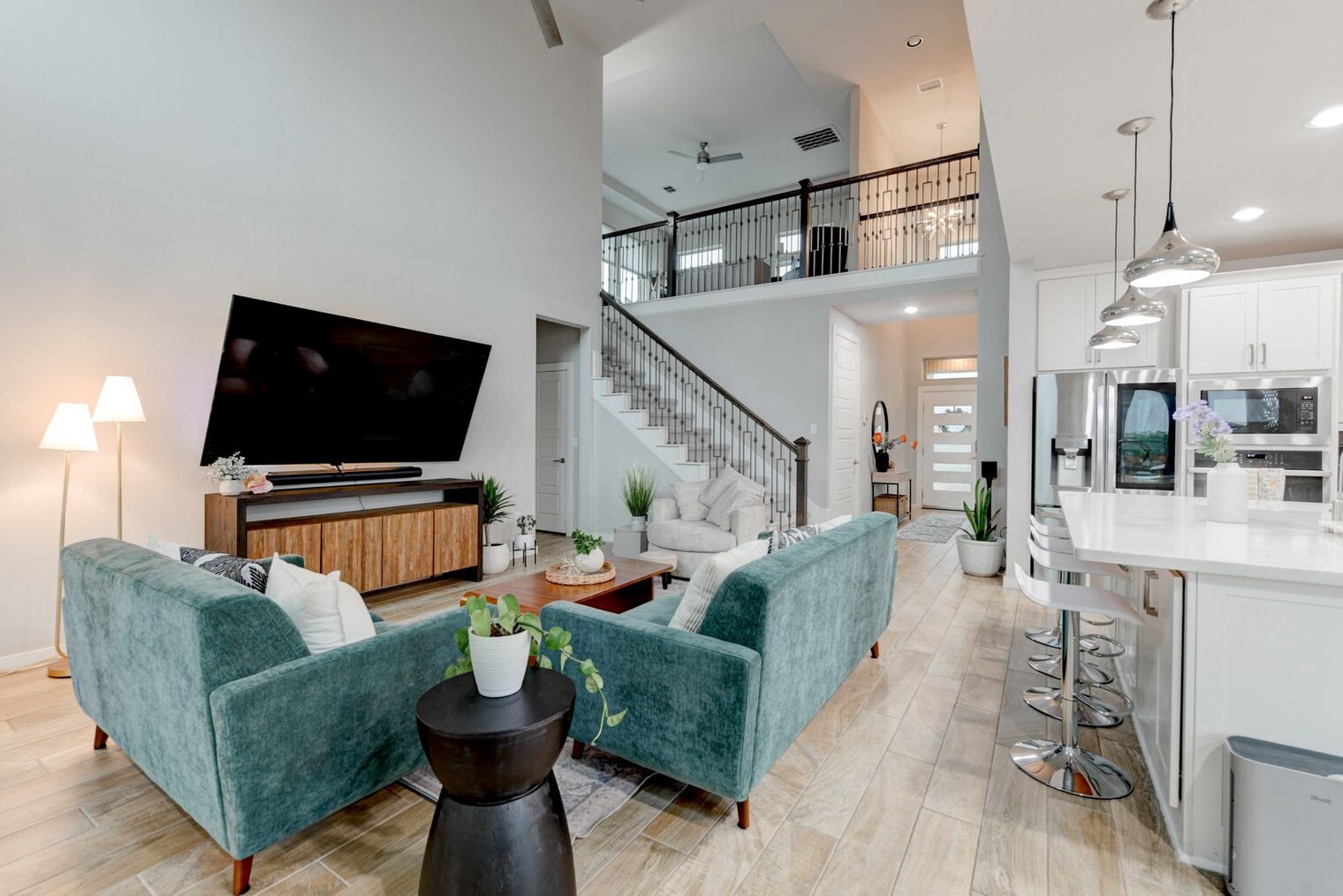 Building Photo - 8100 Donnelley Dr