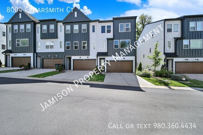 Building Photo - 8004 Cedarsmith Ct