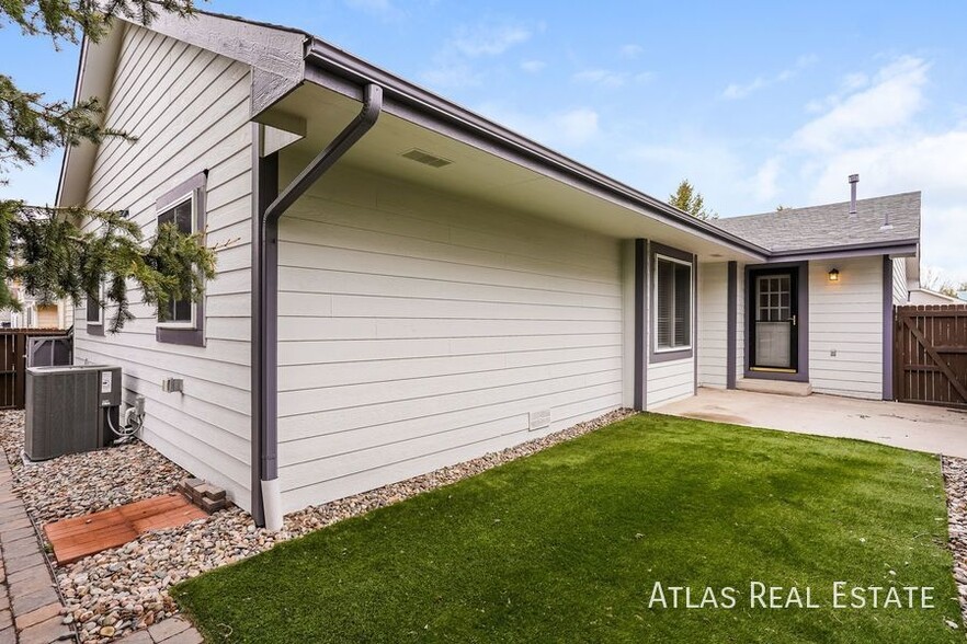 Building Photo - 8213 Telegraph Dr