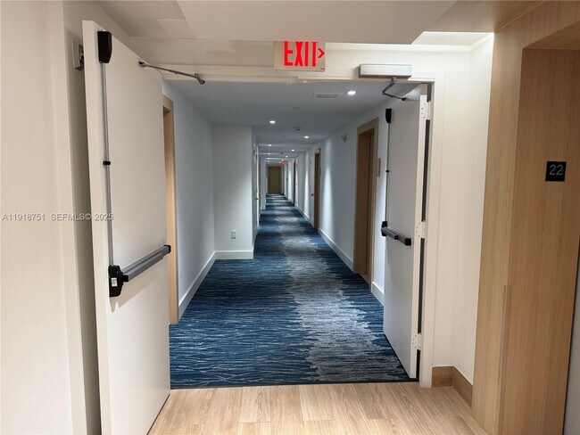 Building Photo - 90 SW 3rd St