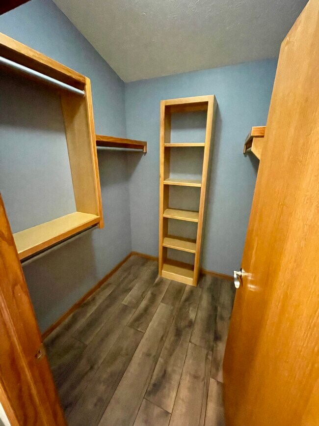 Building Photo - 144 Harmony Cir