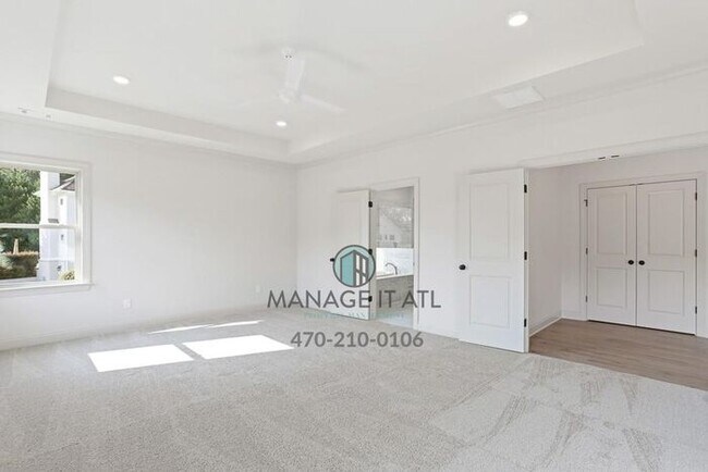 Building Photo - Beautiful 5 bedroom house in Suwanee. Lambert High School district!