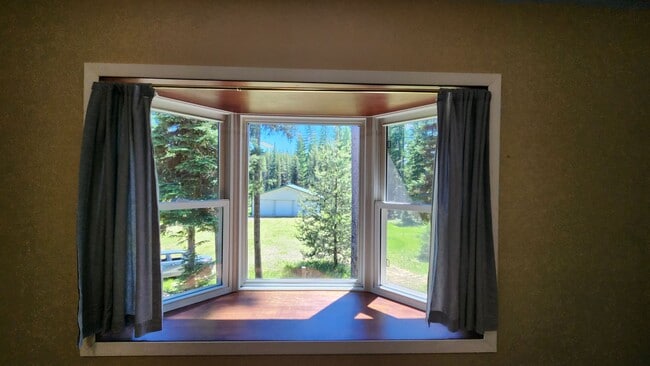 Building Photo - Beautiful Home in Condon