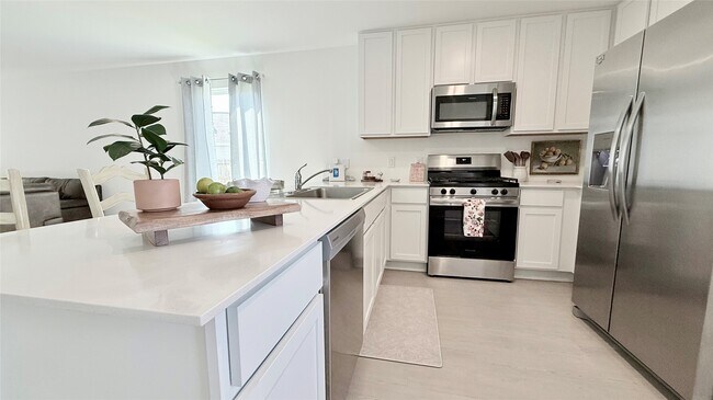 Building Photo - 21307 Bianchi Ct