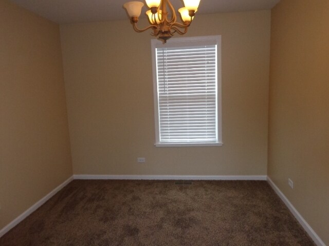 Building Photo - 2201 Oak Leaf Ln