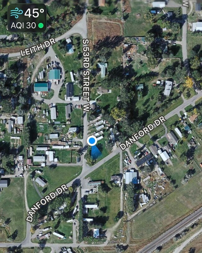 Building Photo - Pet Friendly Trailer