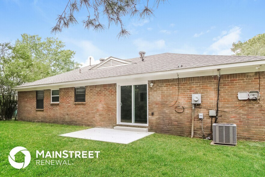 Building Photo - 8044 Jamesbrook Dr