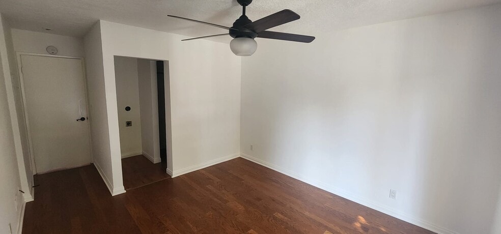 Building Photo - 3501 E Ransom St