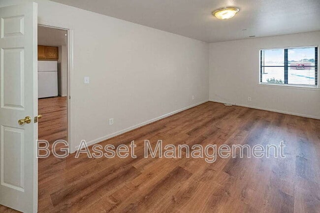 Building Photo - 14349 San Pablo Ave