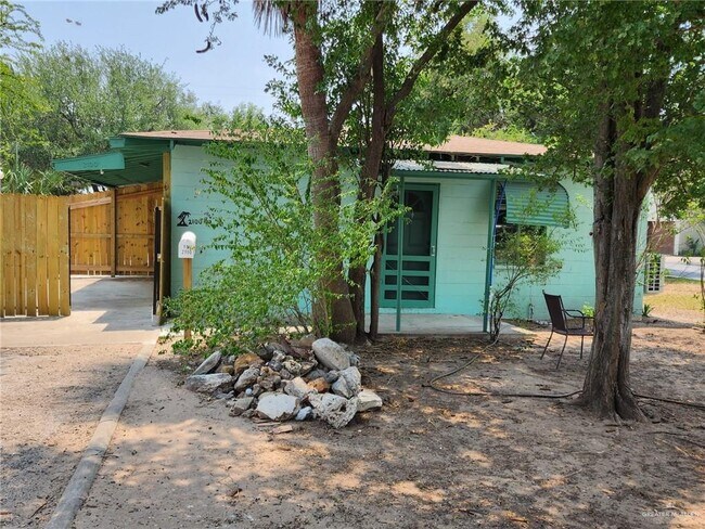 Building Photo - 2100 N 12th St