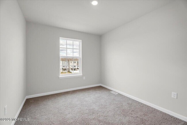 Building Photo - 216 Sandy Rdg Rd