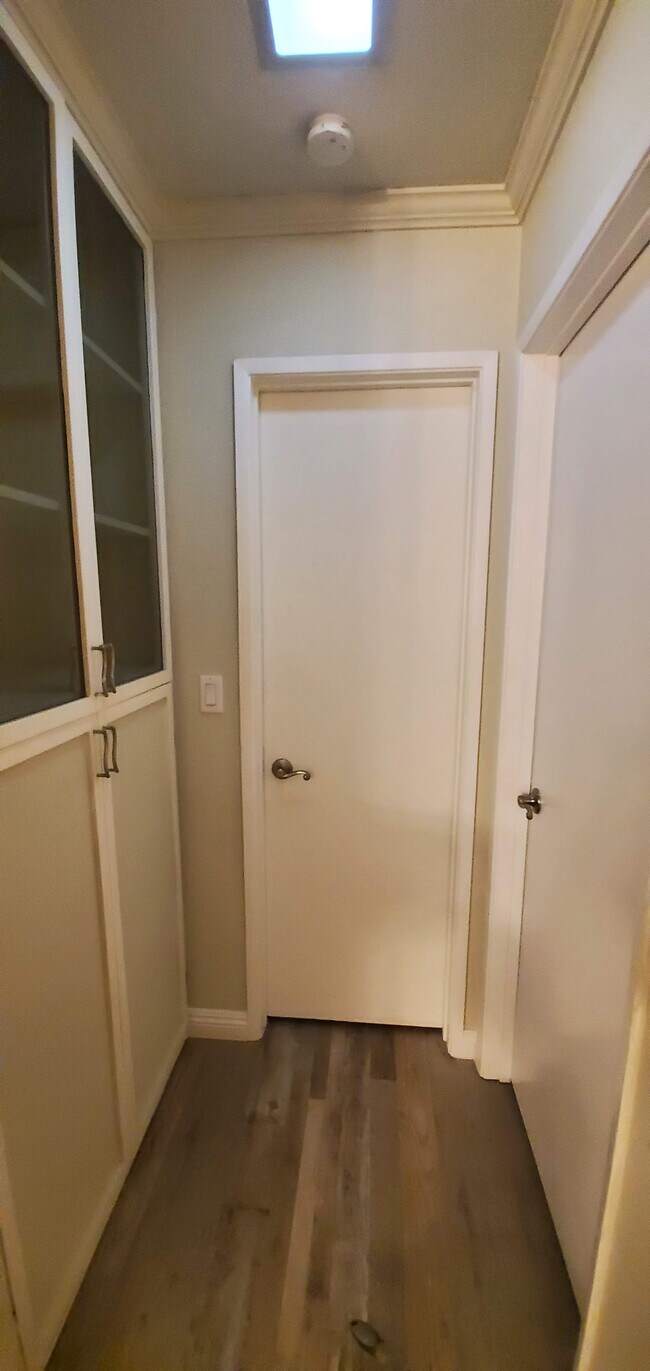 Bedroom & Bathroom doors - 2852 C St