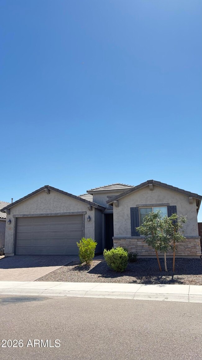 Building Photo - 8529 S 67th Dr