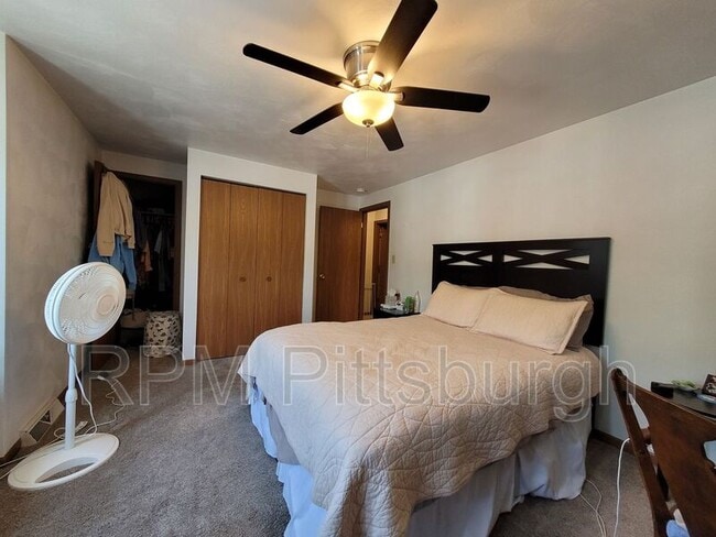 Building Photo - 408 Timber Dr