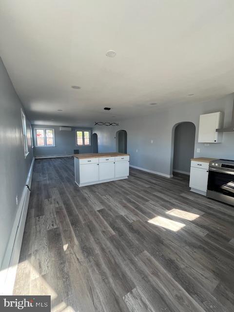 Building Photo - 1132 E Chocolate Ave