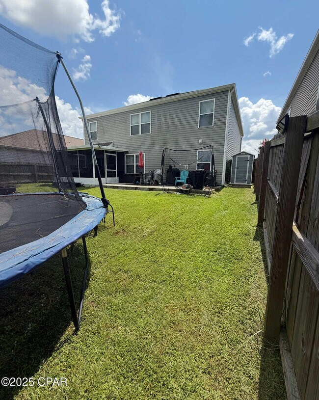 Building Photo - 7113 Riverbrooke St