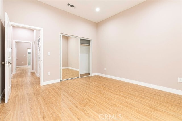 Building Photo - 741 E Doran St