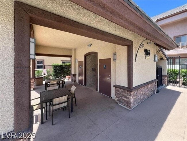 Building Photo - 9136 Worsley Park Pl