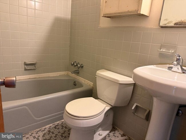 Building Photo - 801 West Chester Pike