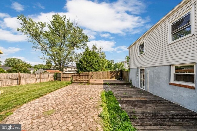 Building Photo - 7411 Tillman Dr
