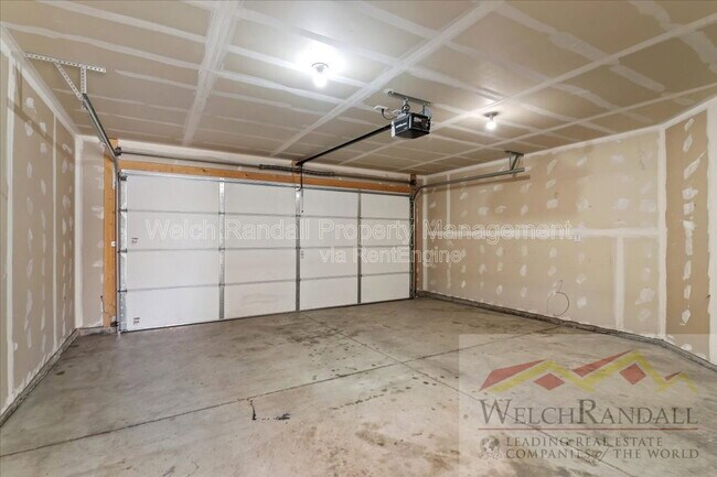 Building Photo - 1177 Shady Brook Ln S