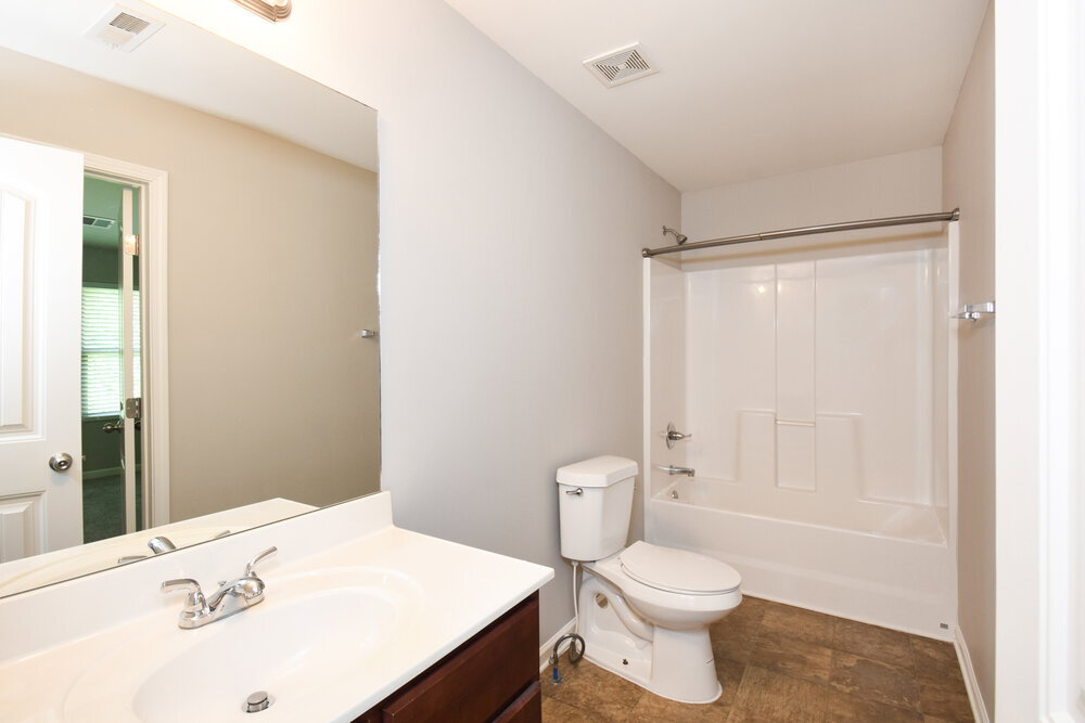 Building Photo - 930 Walking Stick Trail NE